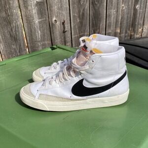 Nike Blazer Mid 77‎ Vintage White Black BQ6806-100 Mens Size 8 High Top Sneakers